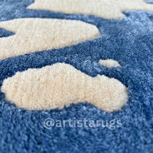 Luxurious blue and white island rug