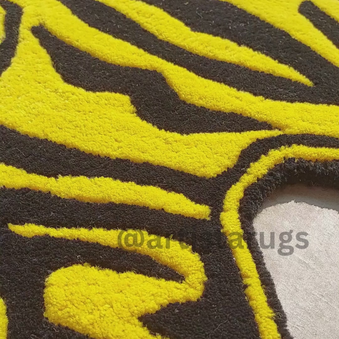 detailed view of handcraft tiger 